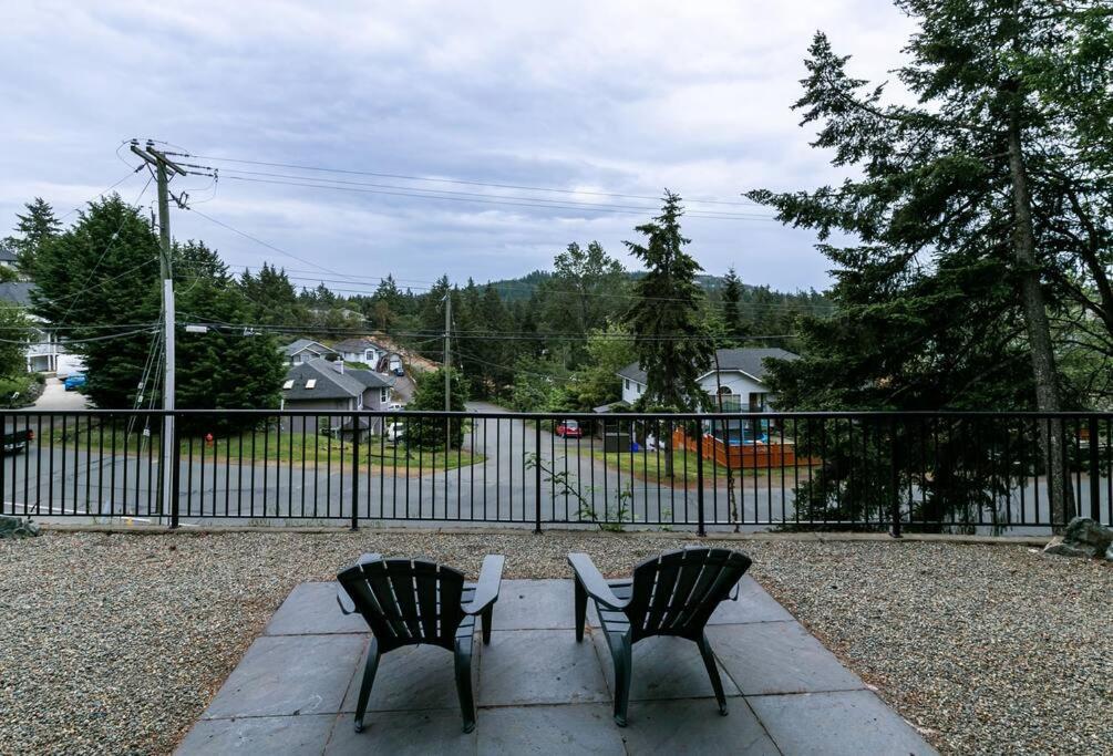Вилла Cozy Renovated Oasis W Private Terrace & Parking Виктория Экстерьер фото